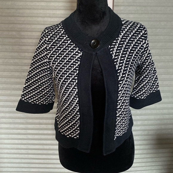 Banana Republic cardigan shrug. Size.‎ XS. - Picture 1 of 4